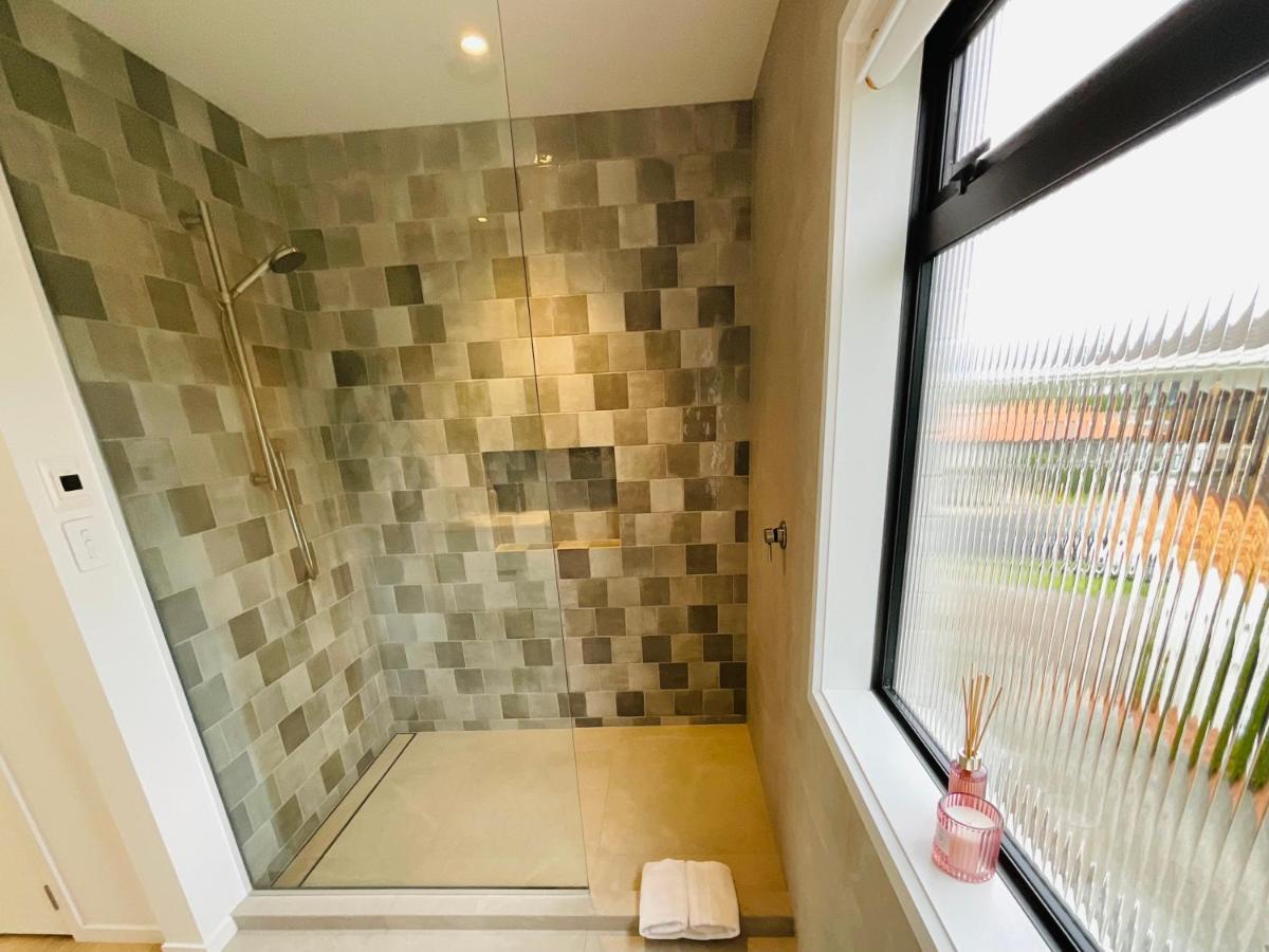 Deluxe Downtown Mount Maunganui Villa Eksteriør bilde