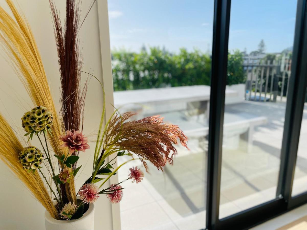 Deluxe Downtown Mount Maunganui Villa Eksteriør bilde